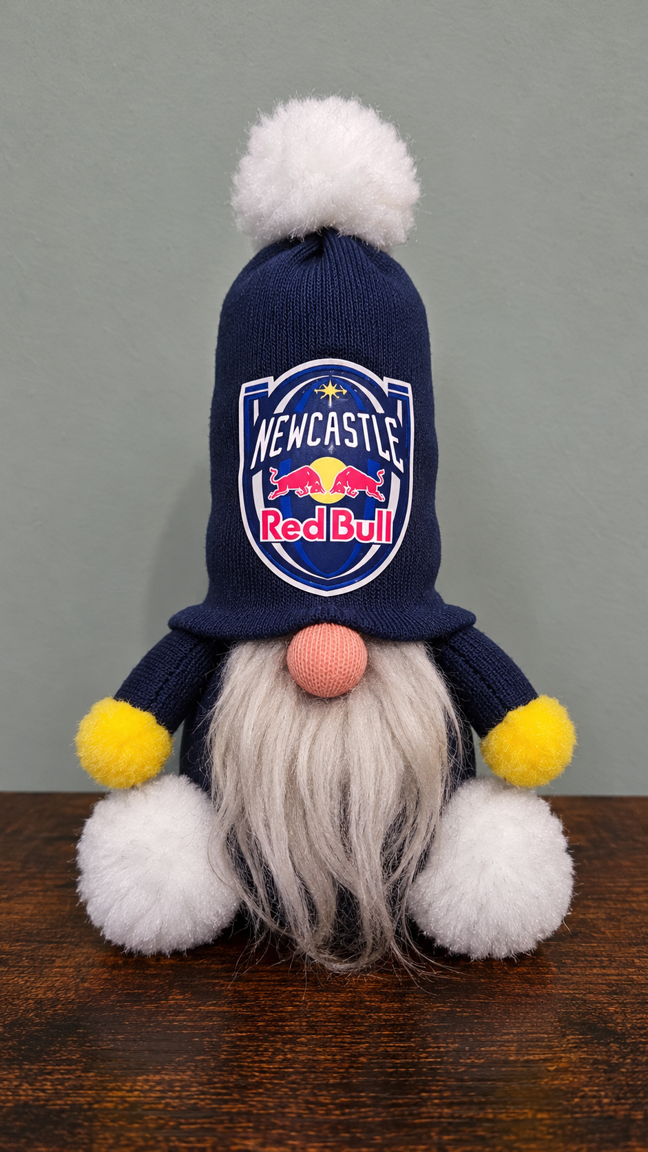 Newcastle Red Bulls Crest Rugby Gonk