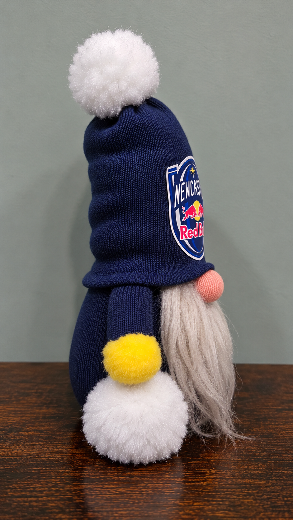 Newcastle Red Bulls Crest Rugby Gonk