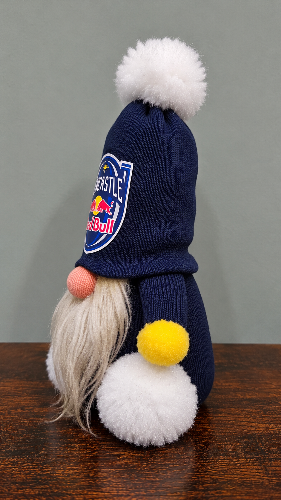 Newcastle Red Bulls Crest Rugby Gonk