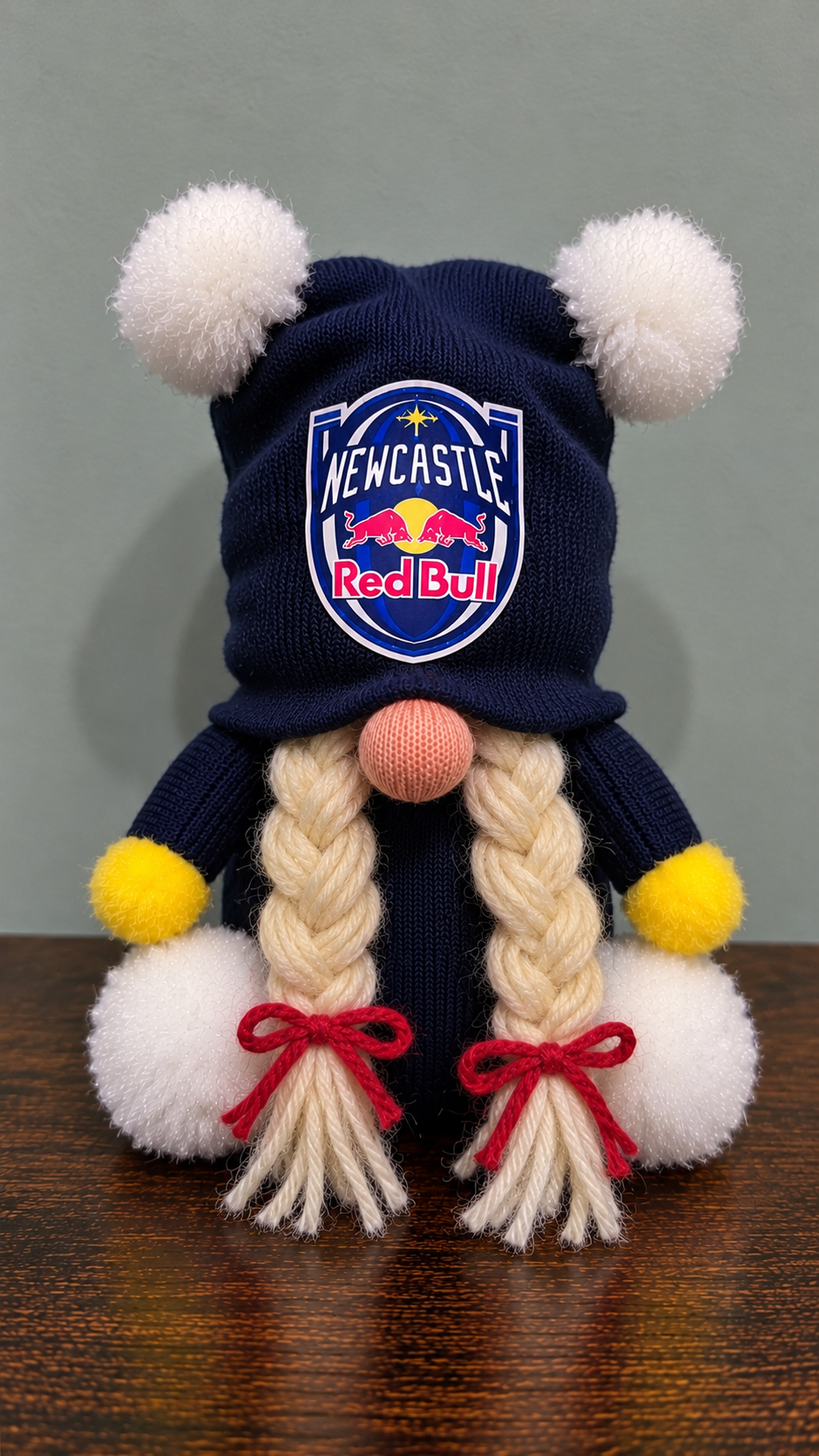 Newcastle Red Bulls Crest Rugby Gonk